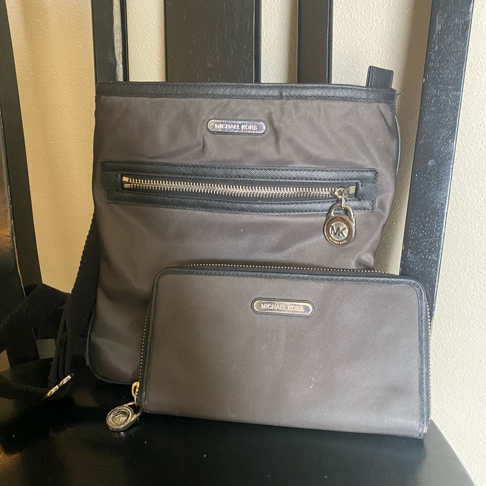Michael Kors Crossbody with matching wallet